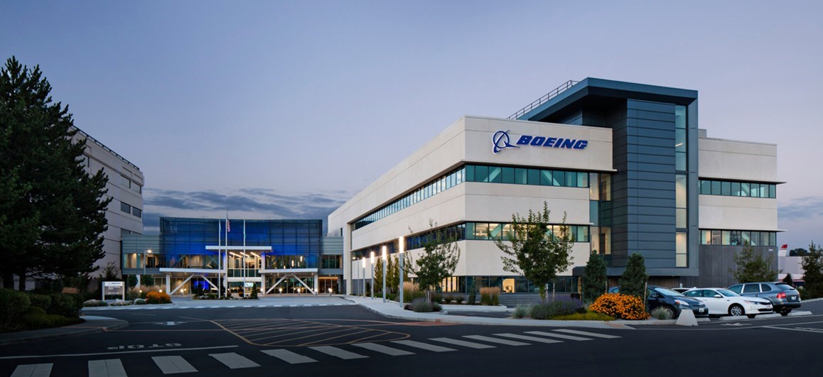 Entrega Boeing 95 aviones comerciales