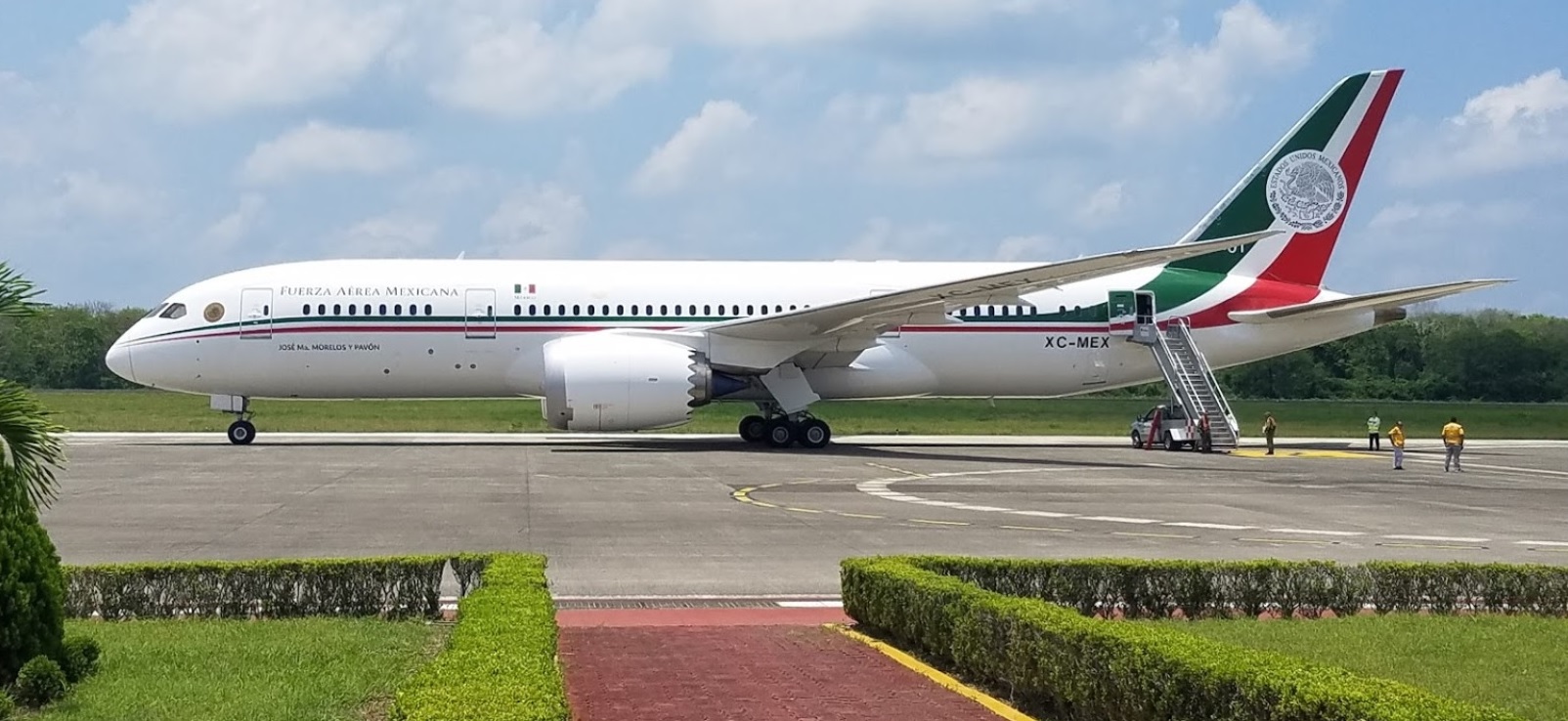 Deben Hacienda o Defensa explicar la solicitud de gasto de avión presidencial