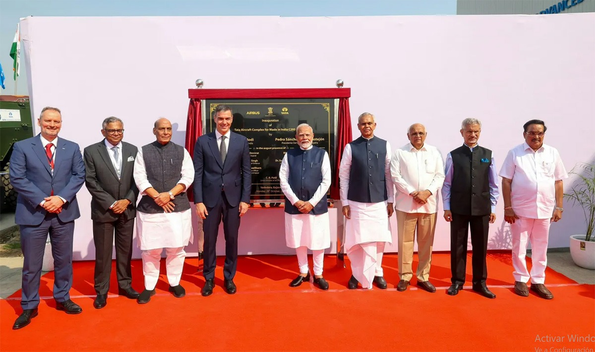 Inauguran Tata y Airbus planta de fabricación del avión C295 en la India