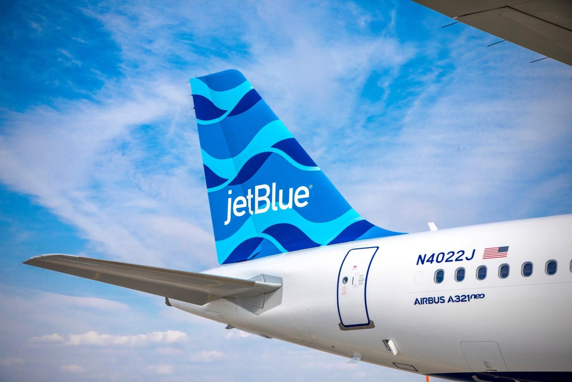 Inaugura JetBlue una base de tripulación en el aeropuerto de San Juan, Puerto Rico