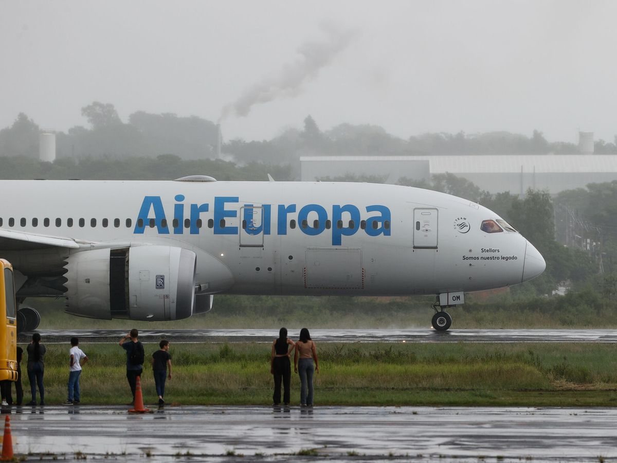 Dificultan consecuencias de aranceles de EU la venta de Air Europa 