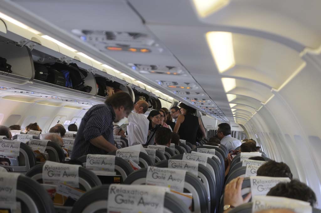 Recupera aviación europea su tráfico, pero evade pagar por su contaminación: T&E
