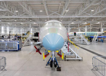 Acuerdan Bombardier y BAE desarrollar tecnología de aviación de combate