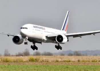 Operará Air France hasta 725 vuelos diarios durante la temporada invernal 2026-2027