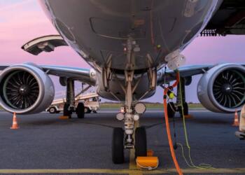 Urge IATA acelerar la transformación digital para mejorar la rentabilidad aérea